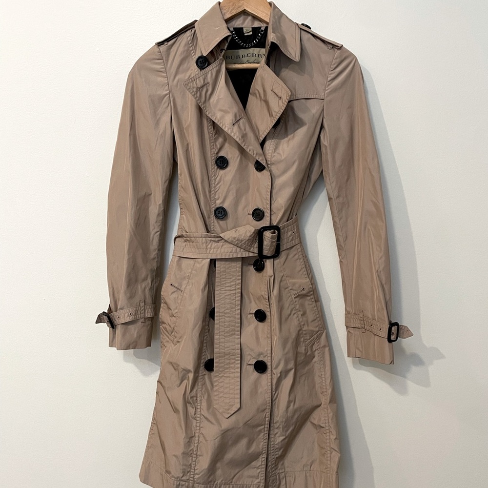 Burberry Trench Coat: Lavender Khaki